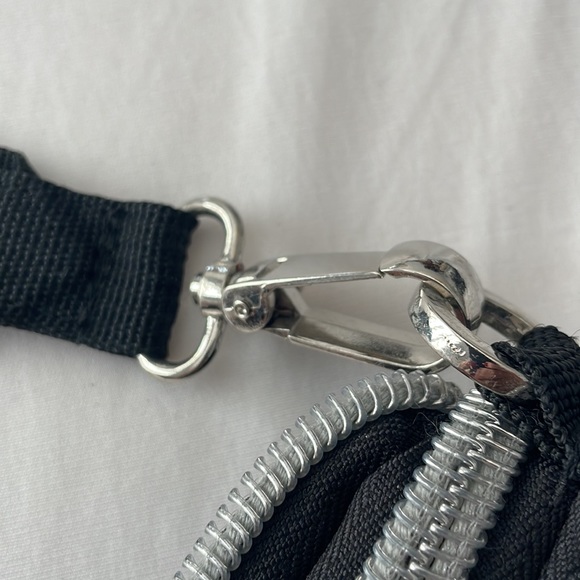 Black BAM bag. Black and silver. - Picture 7 of 8